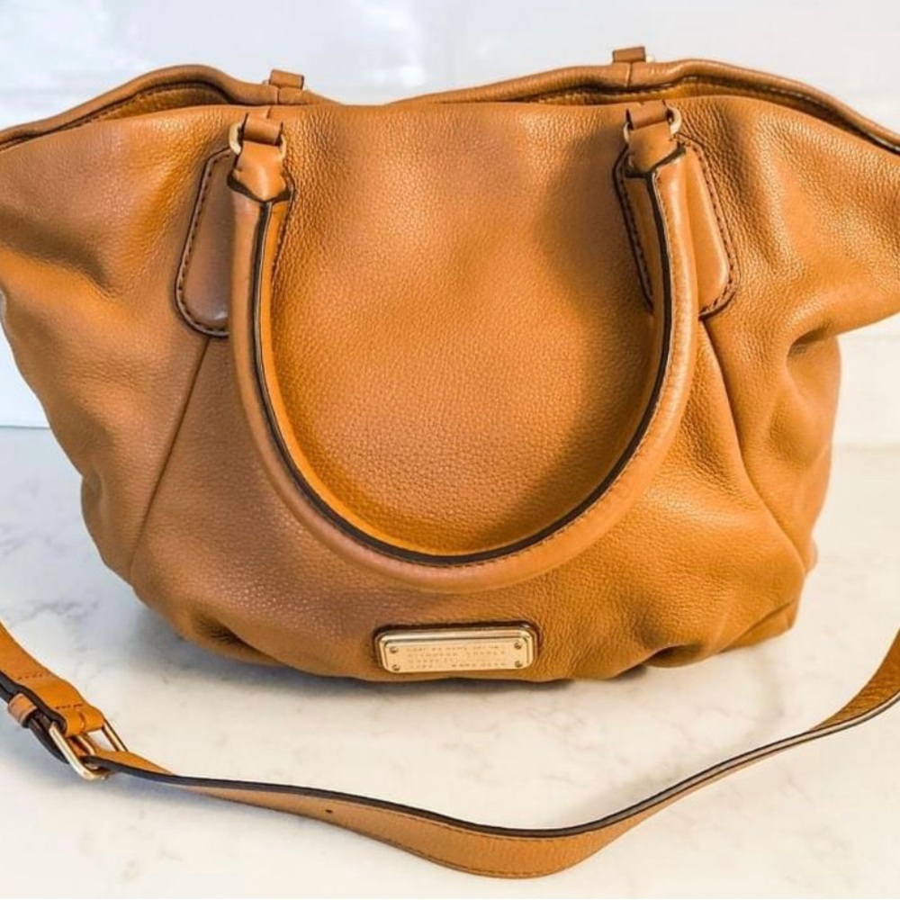 Marc By Marc Jacobs Classic Q Francesca Tote Leather Hobo Gold Accents, cognac